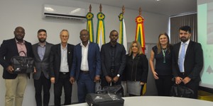 Comitiva de Moçambique realiza visita institucional