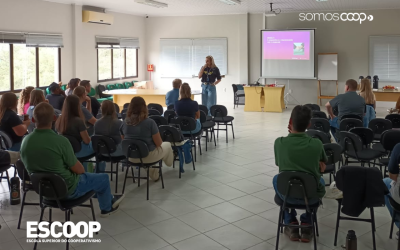 Escoop promove formação de lideranças à Coopar/Pomerano
