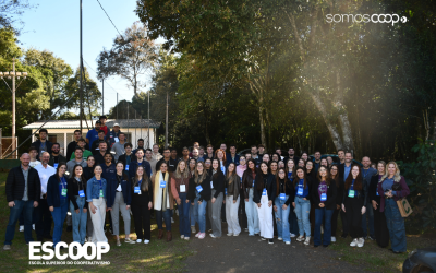 Certel reúne 70 jovens para construir o futuro do cooperativismo